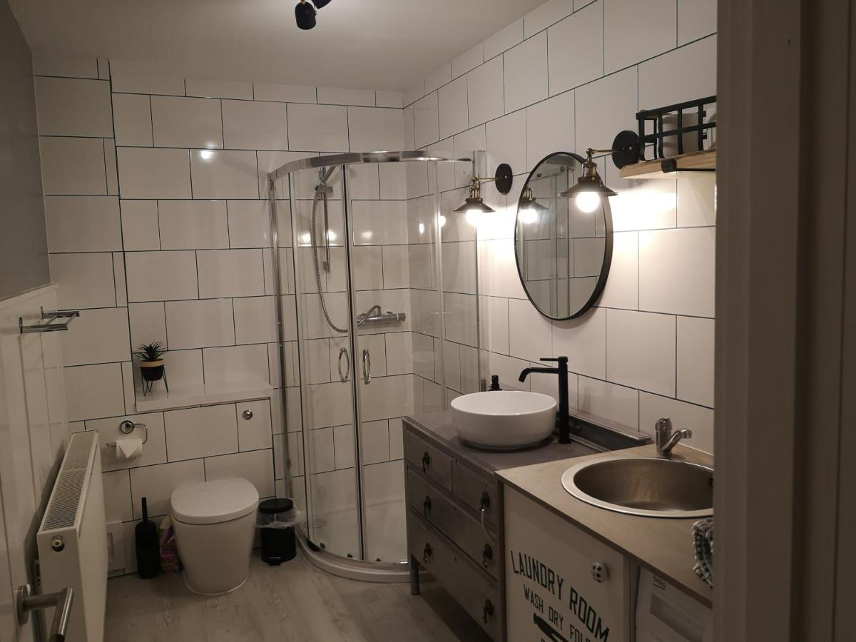 Great Glen Way Canal Side Apartment إينفيرنيس المظهر الخارجي الصورة