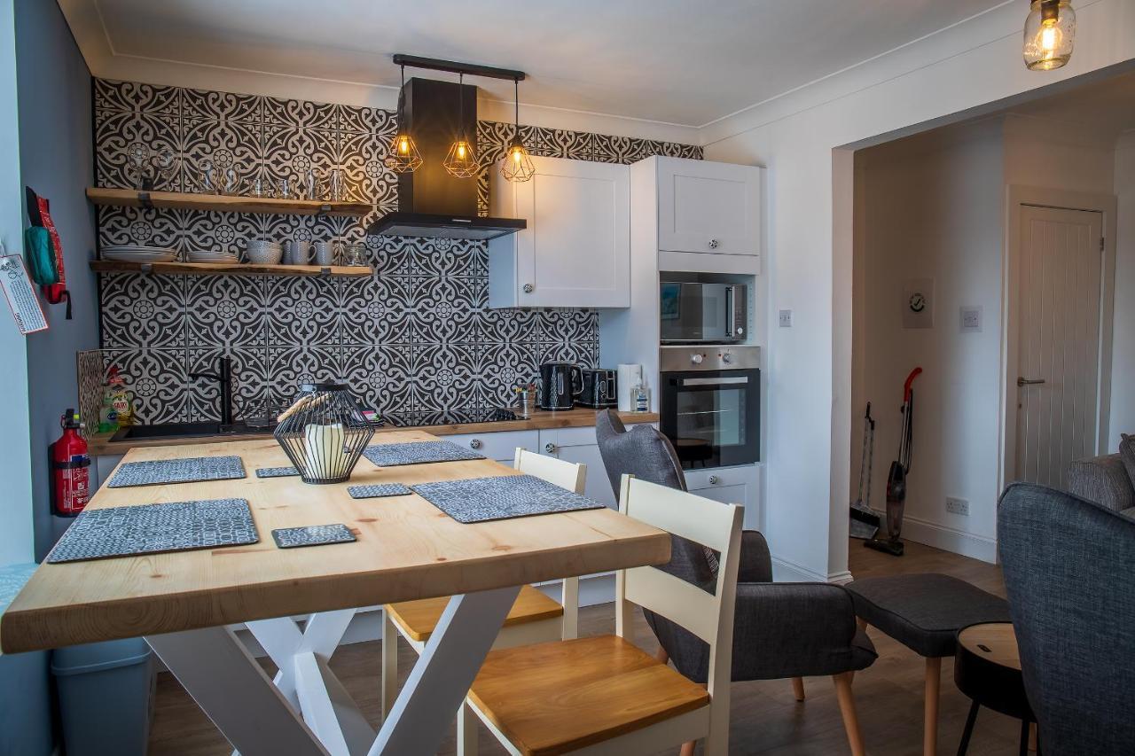Great Glen Way Canal Side Apartment إينفيرنيس المظهر الخارجي الصورة